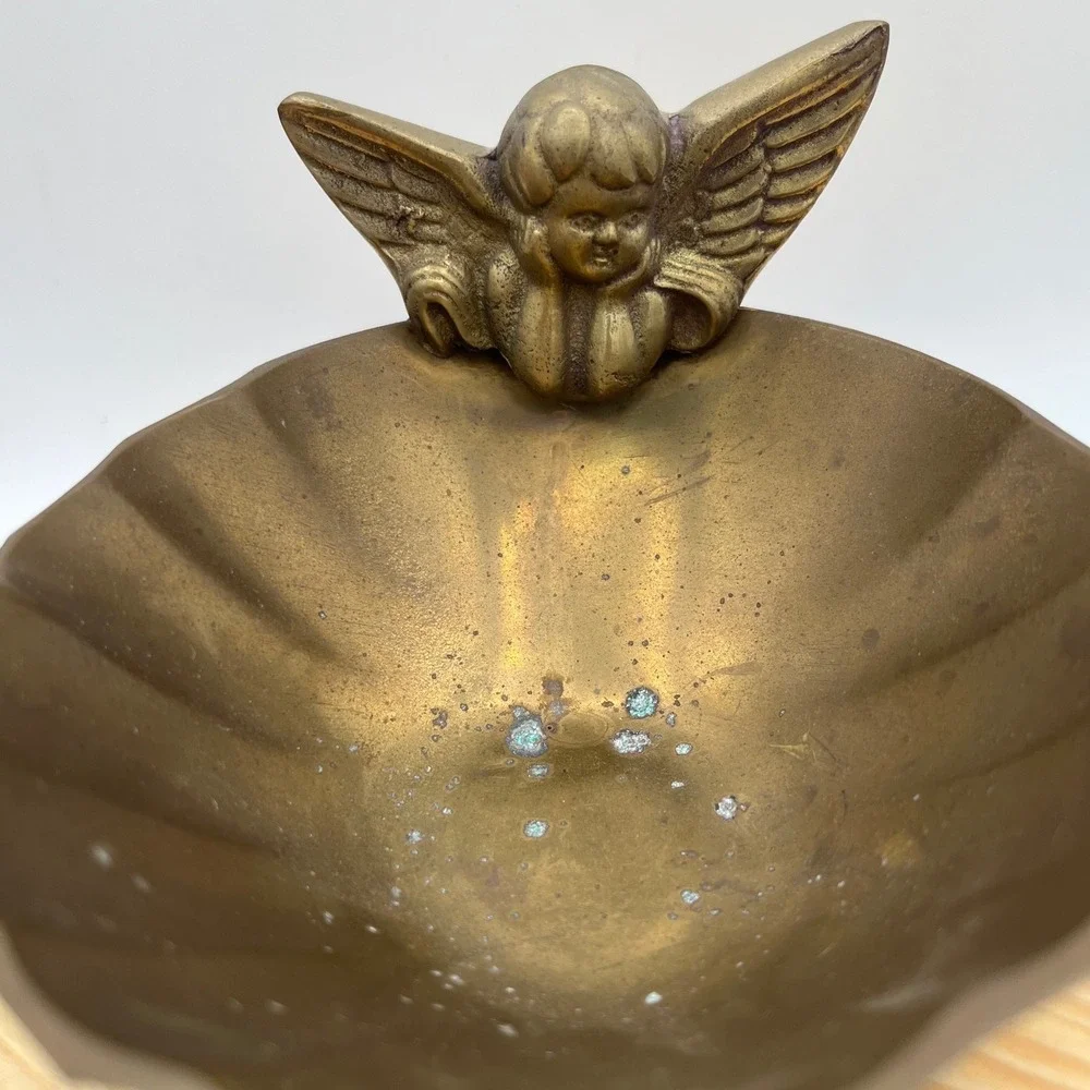 Vtg Solid Brass Cherub Angel Scalloped Trinket Bowl India   Hollywood Regency